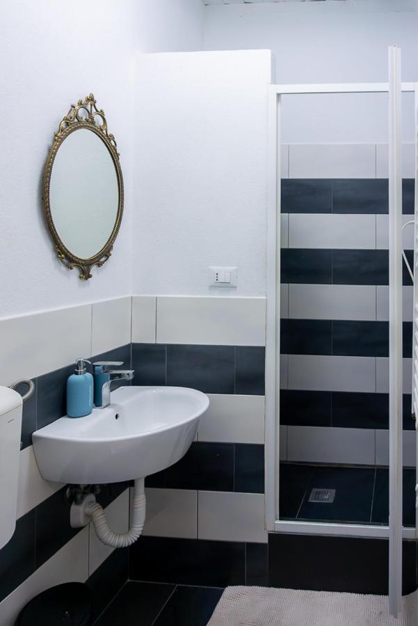 Elohim House Appartement Genua Buitenkant foto